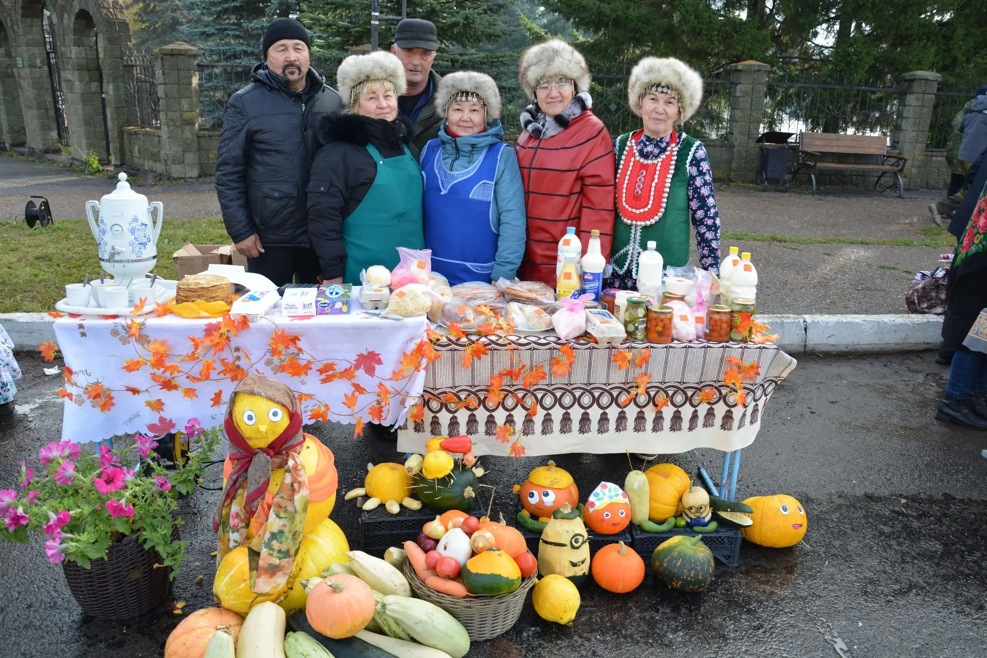 🌻🍎🥬Байрам йәрминкәһендә Салауат районының ауыл биләмәләре һәм белем биреү ойошмалары...