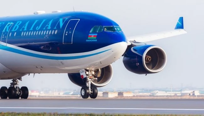 AZAL приостановил ряд рейсов между Баку и Москвой