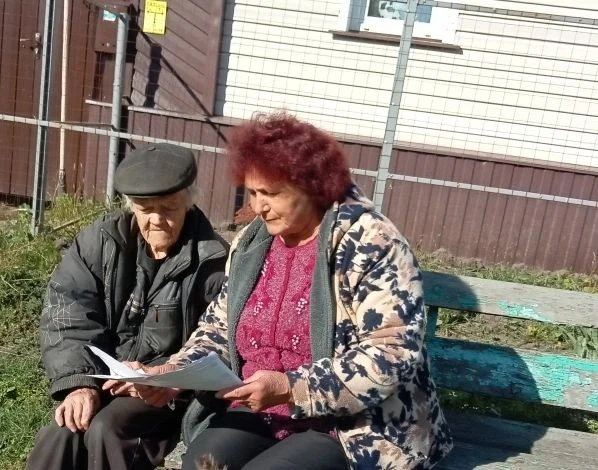 В Конышевском районе продолжает проходить важная акция "Терроризм - угроза обществу".