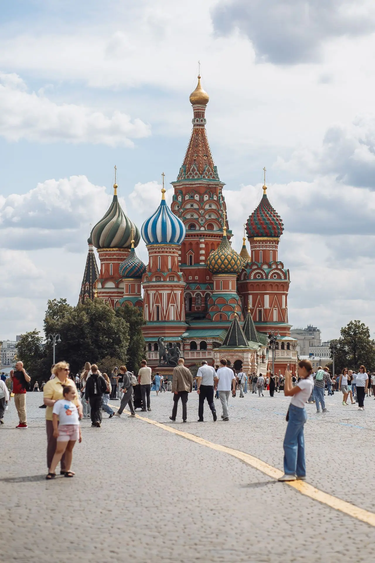 Фотосессия в Москве по Красной площади и старым улочкам: 2 часа — и у вас готов полноце...