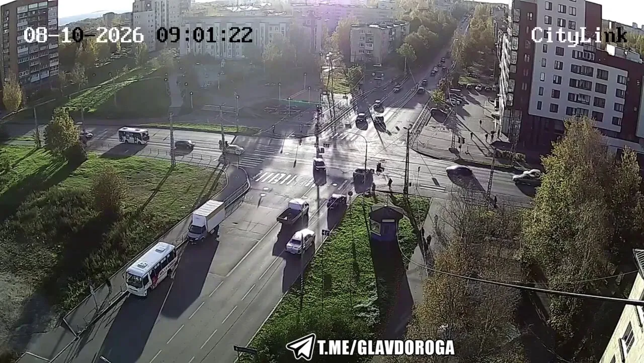 В Петрозаводске столкнулись два автомобиля