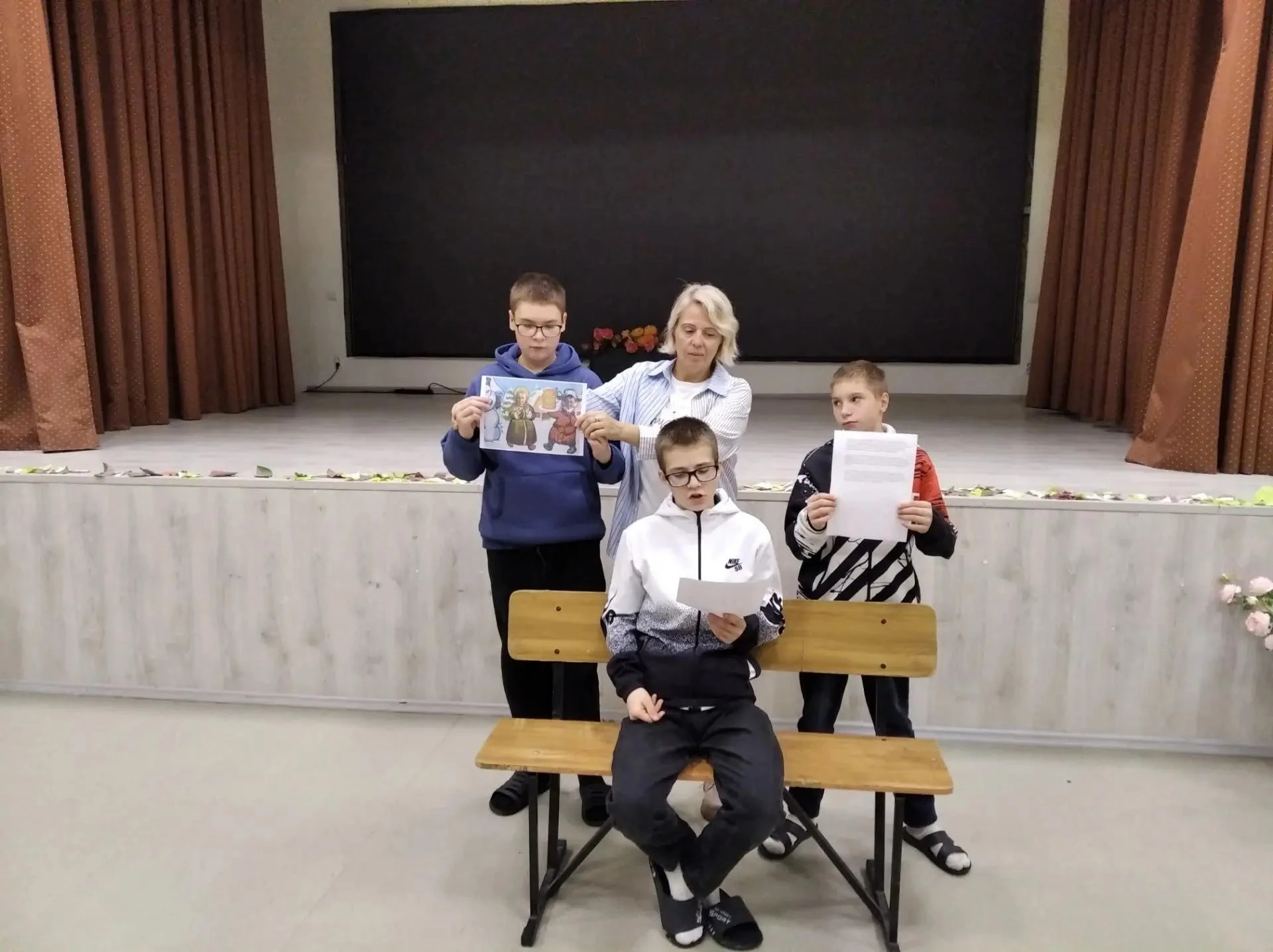 🎅 «Тёплые поздравления для зимнего волшебника: как воспитанники Астраханского СУВУ гот...