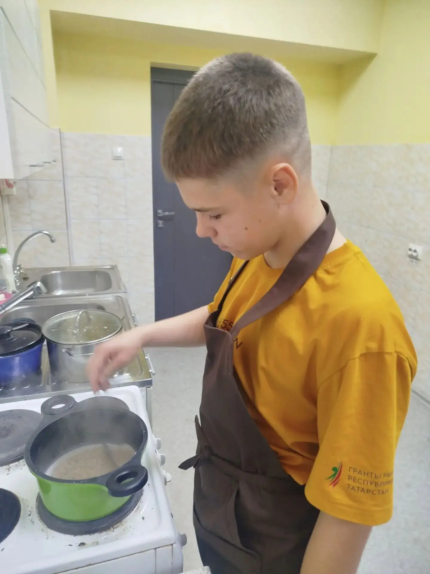 Воспитанники Раифского СУВУ учились варить кашу