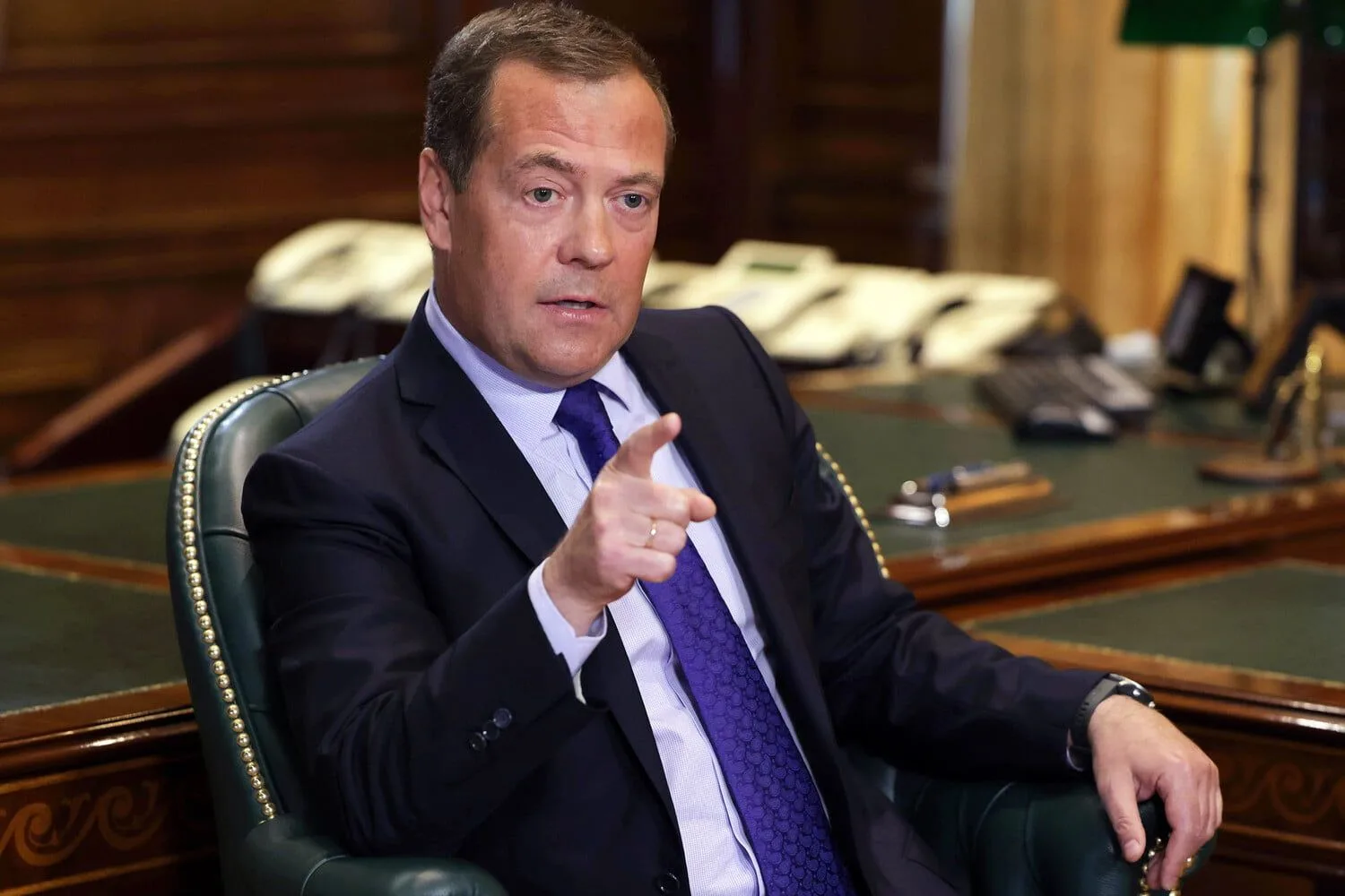 Дмитрий Медведев пригрозил созданием «обменного фонда» из европейцев и американцев 🇷🇺⚖️