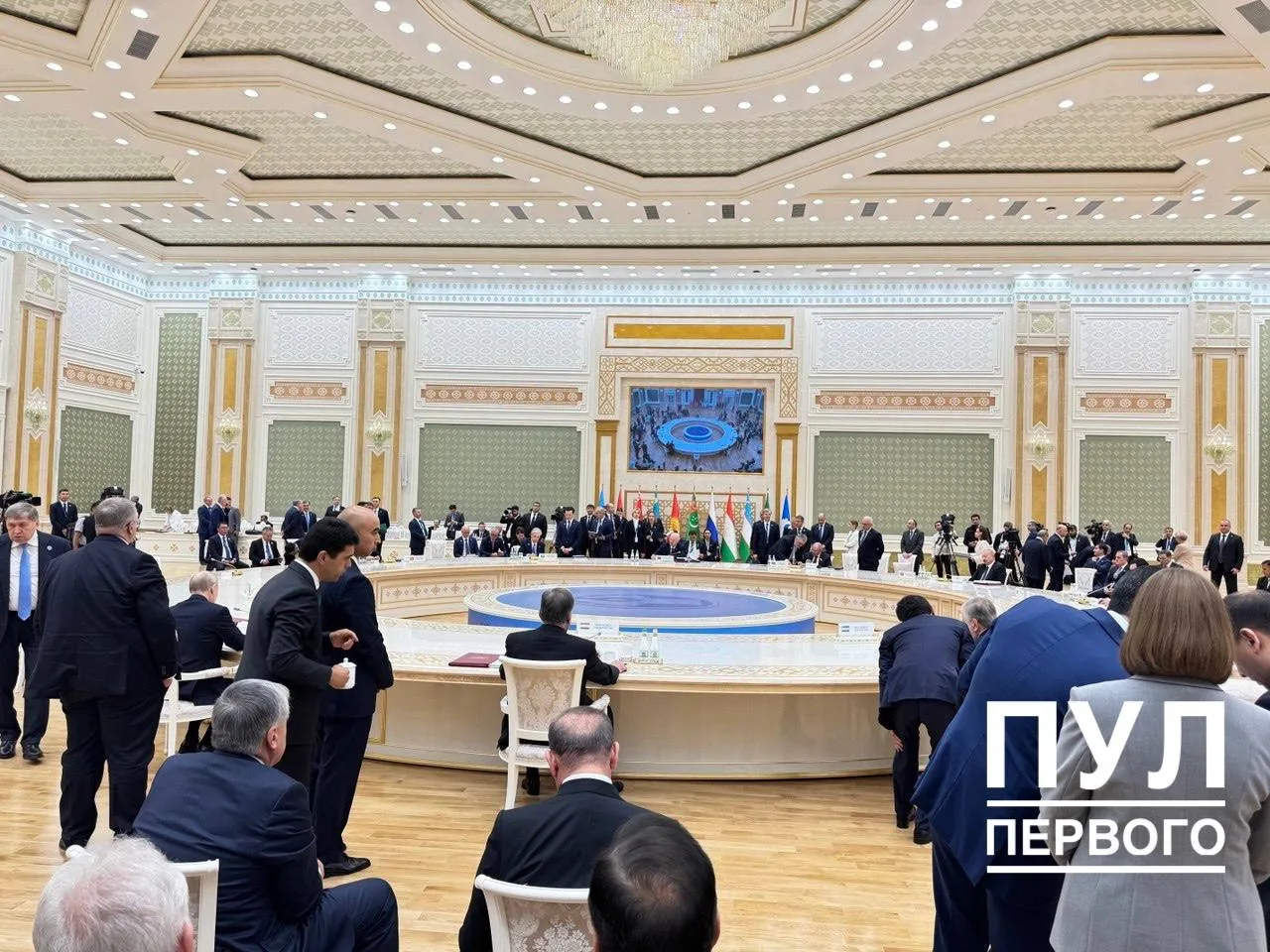 ✍🏻 Церемония подписании итоговых документов - в эти минуты.