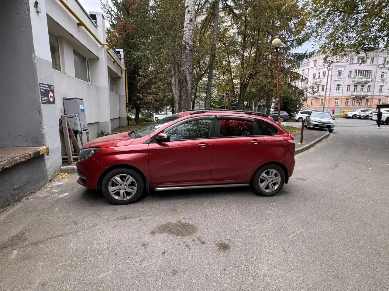 LADA XRAY 2017 • 1.8 • 170 000 км