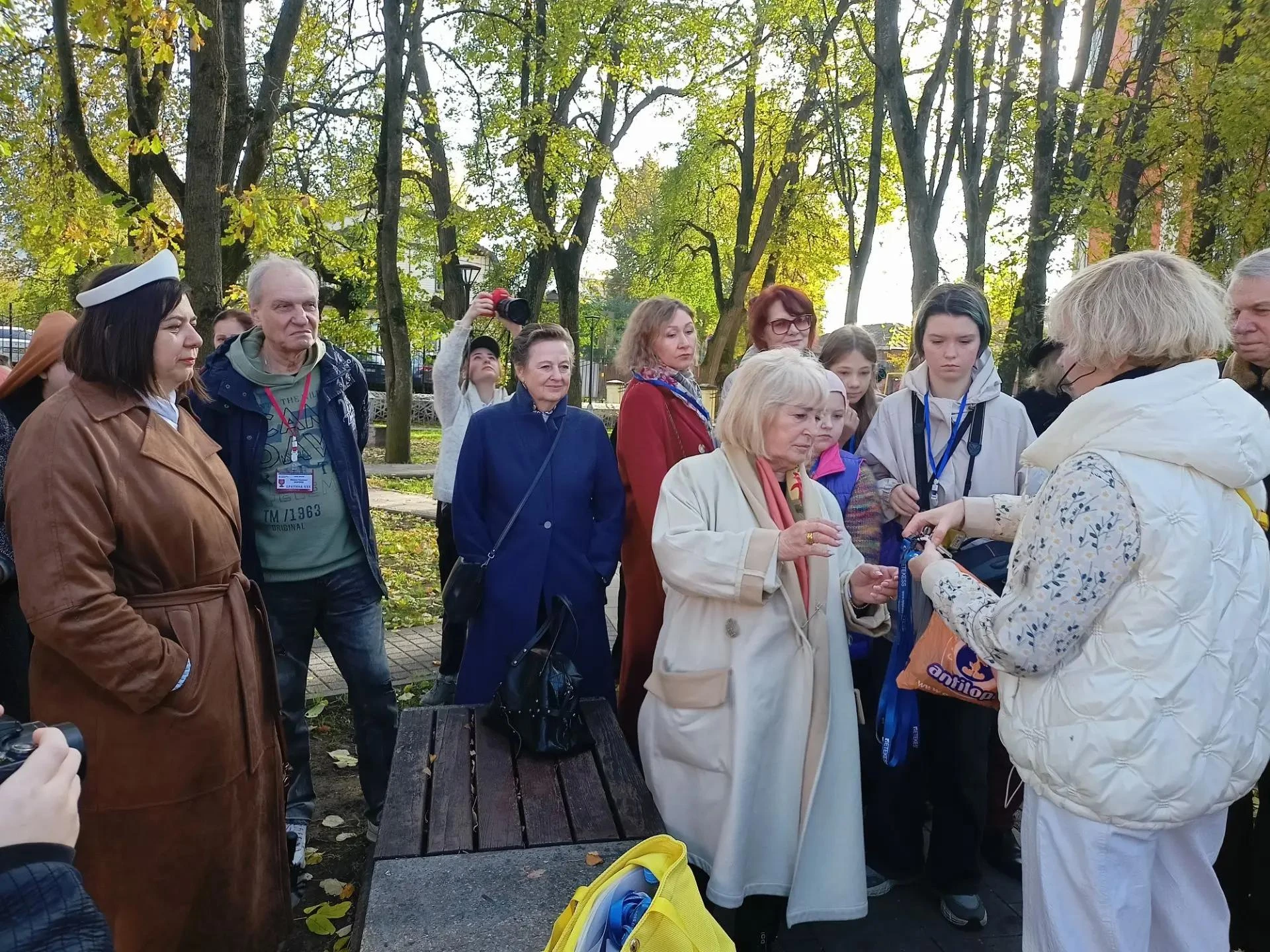 А братинщики, которые не принимают участие в конкурсе «Телерепортаж с колёс», отправили...