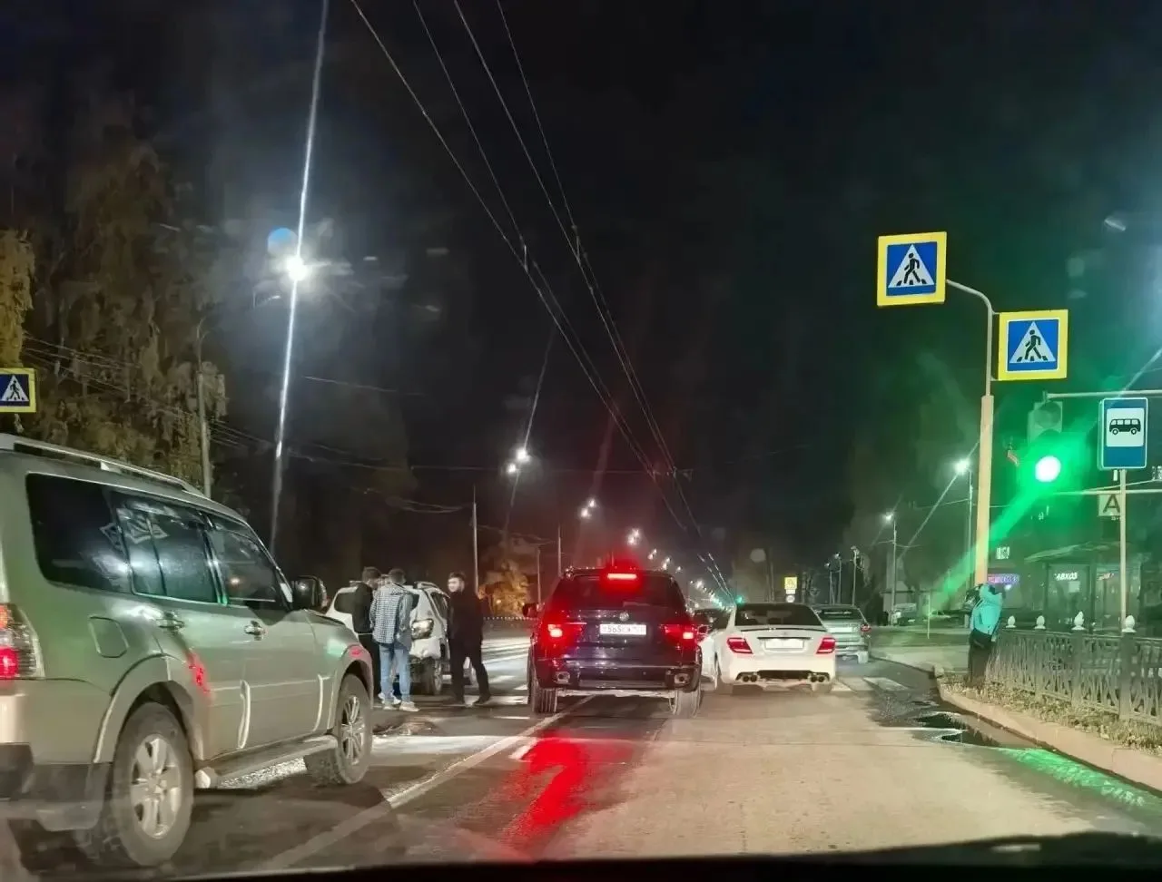Ночью на улице Худайбердина на переходе у ост. «Башкирская гимназия» сбили пешехода.