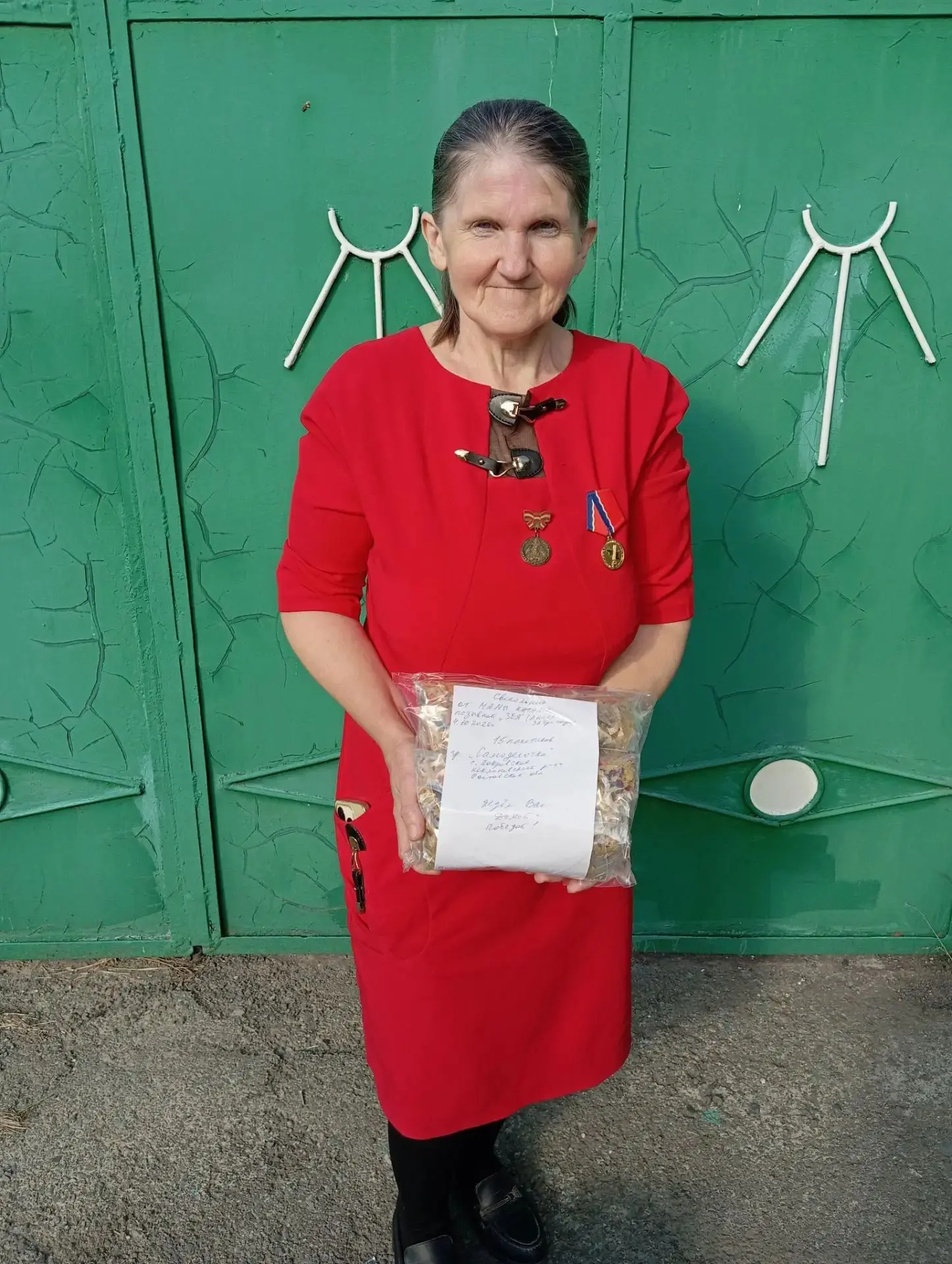 🤝 Вместе мы — сила! В Троицком прошла акция «Сбор 1 кг продуктов для бойцов СВО»