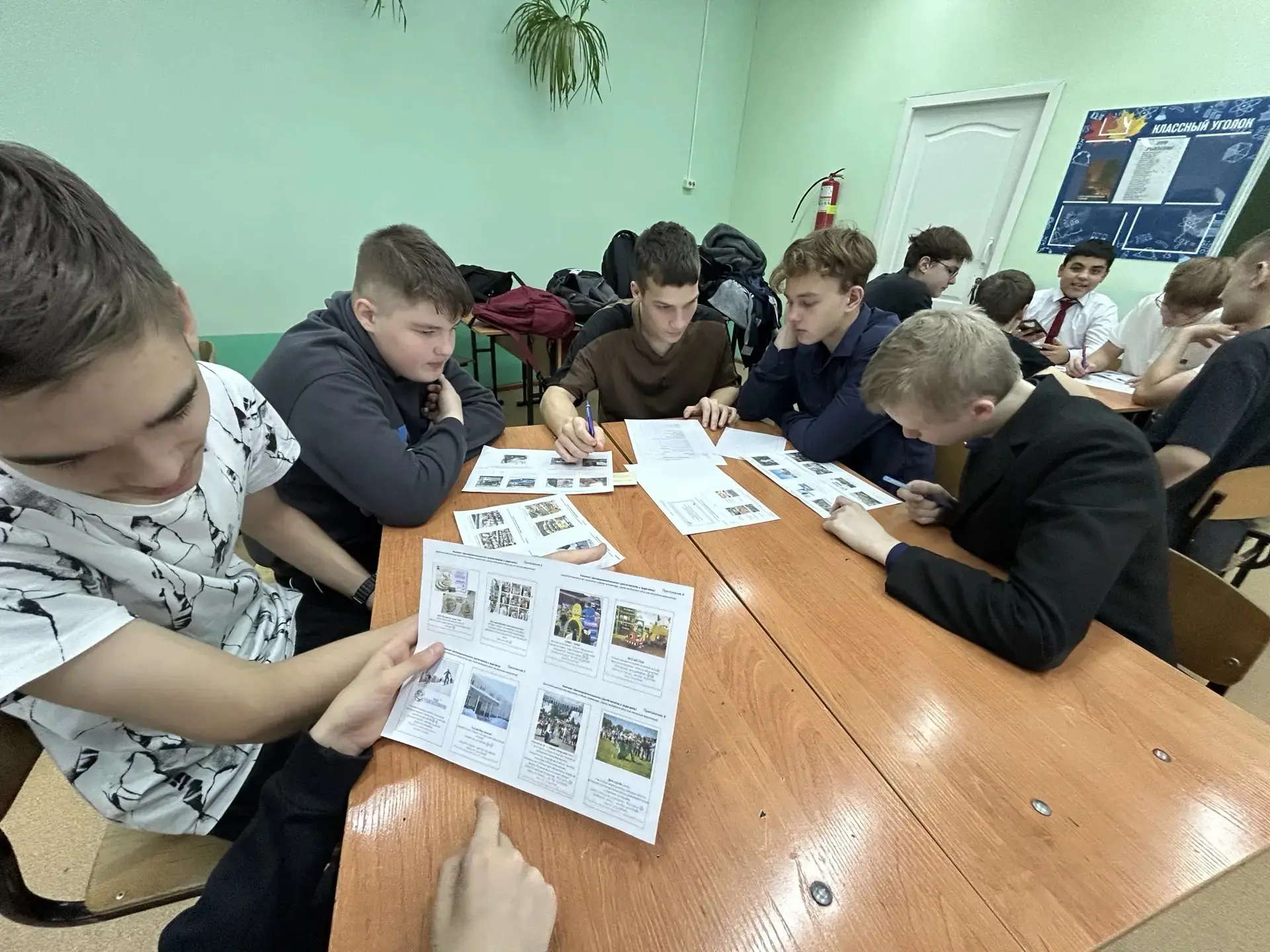 📢 В рамках Краевого семейного финансового фестиваля в МБОУ СОШ № 4 г. Лесосибирска, пр...