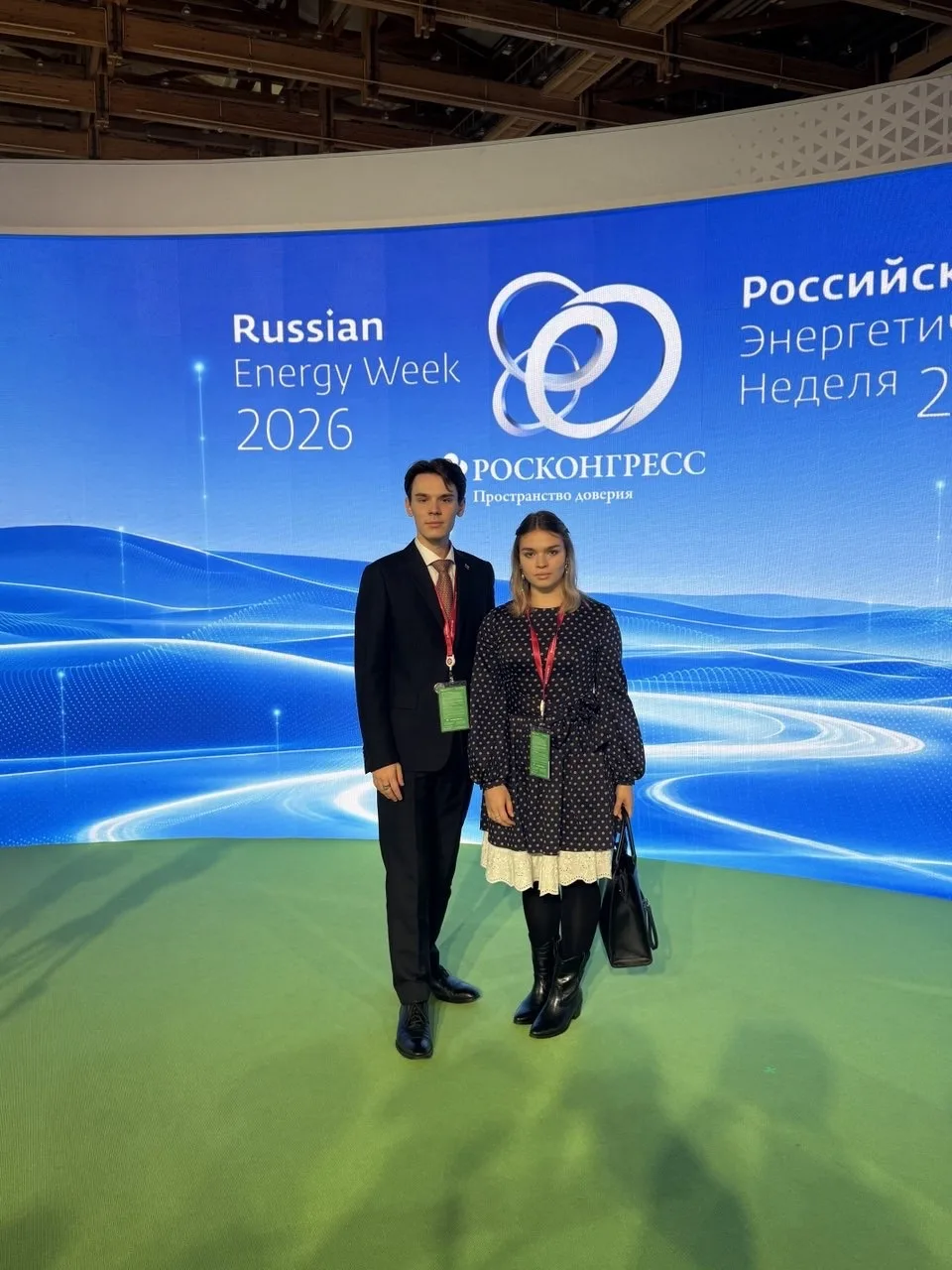 🌍⚡ Факультет МЭО на Российской энергетической неделе 2026!