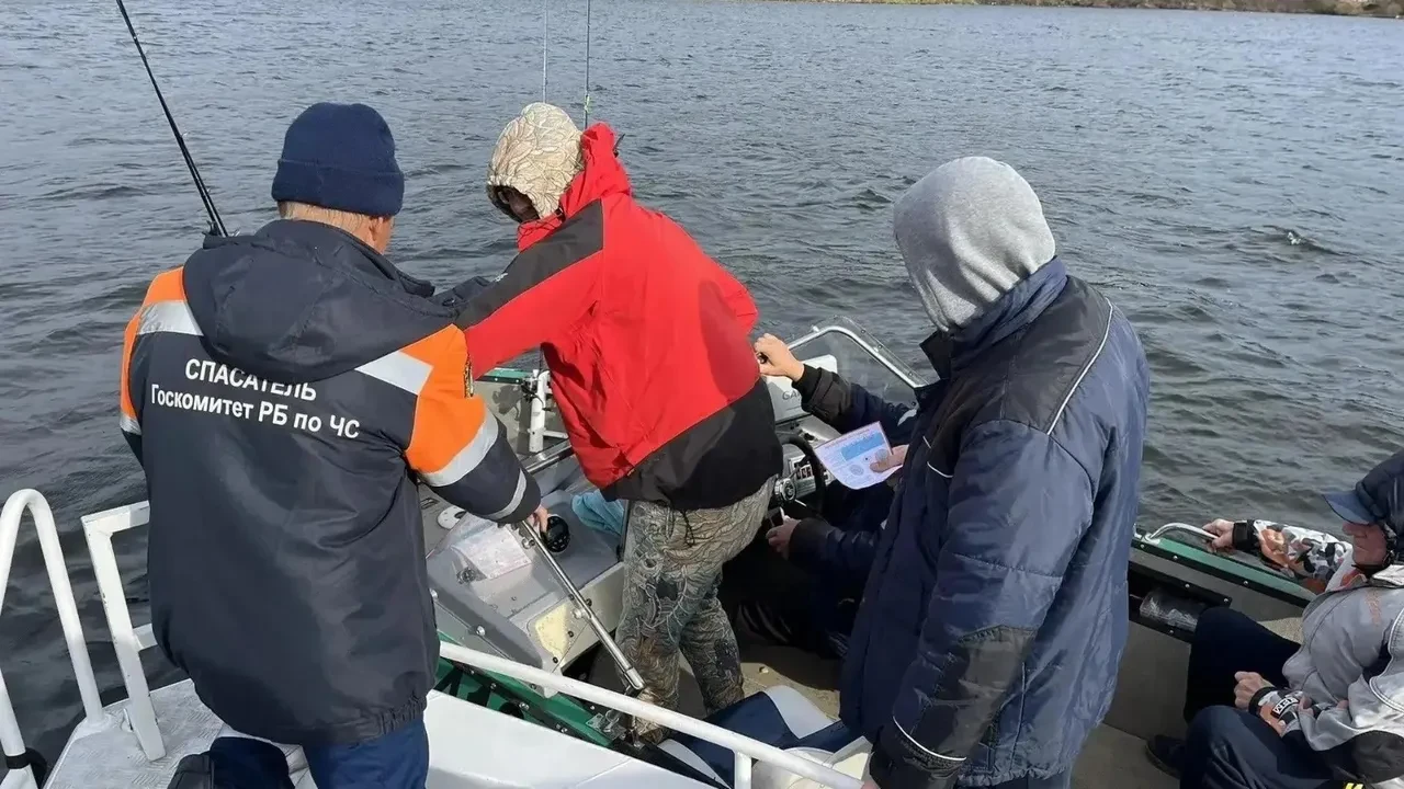 Спасатели Башкирии предупреждают рыбаков об осенних опасностях на водоёмах
