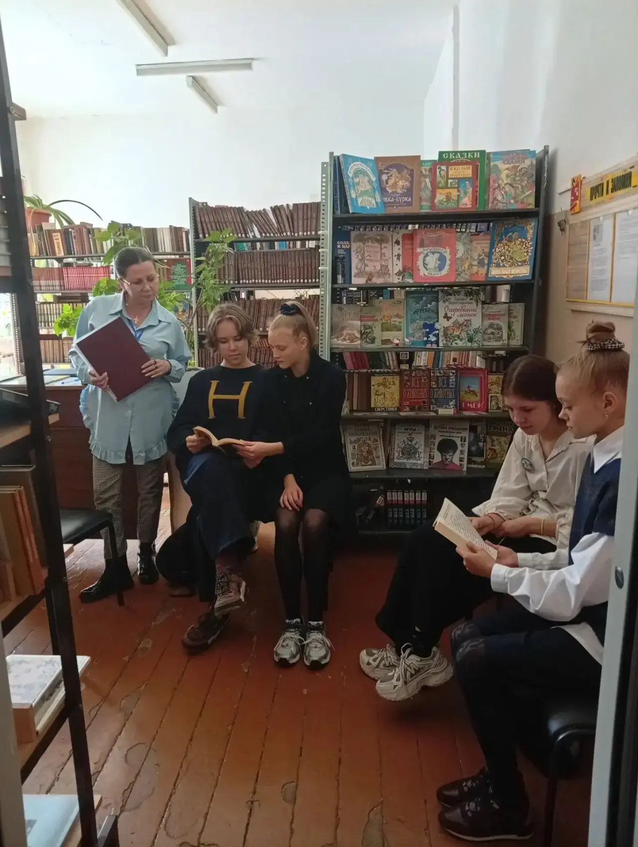 📚 Третье заседание Литературного клуба: от Недоросля к Обломову