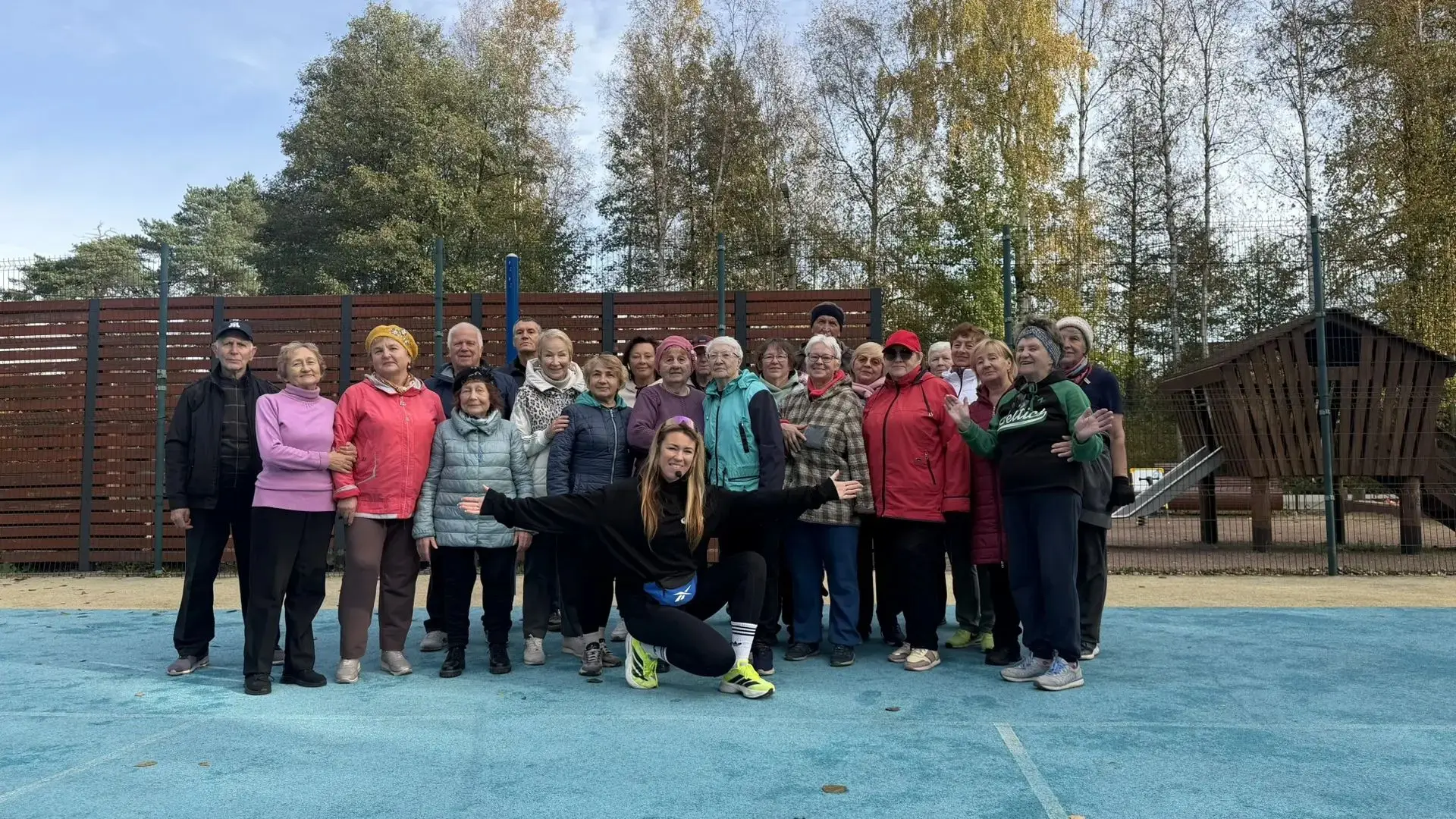 🥎 В посёлке Лисий Нос продолжаются занятия по развитию мелкой моторики. Направление по...