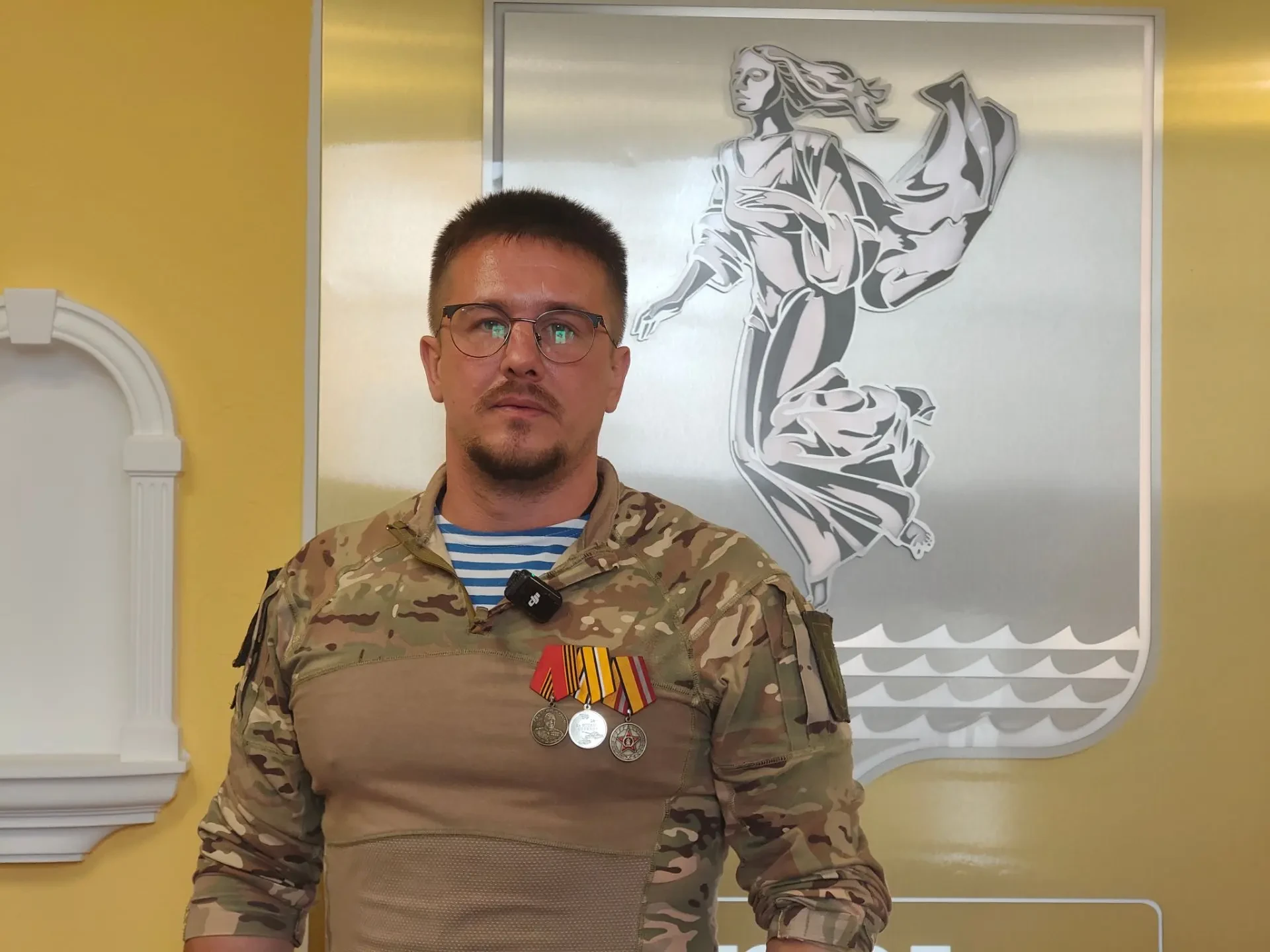 Наш земляк младший сержант Евгений Евгеньевич продолжает с честью выполнять воинский до...