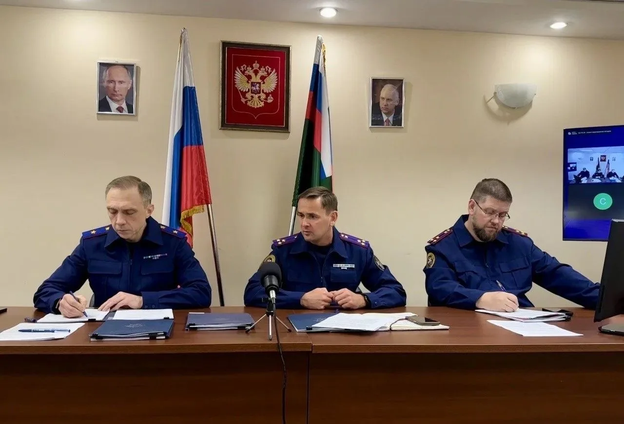 🕰Руководитель Западного МСУТ СК России В.В.Саксин провел совещание по расследованию тр...