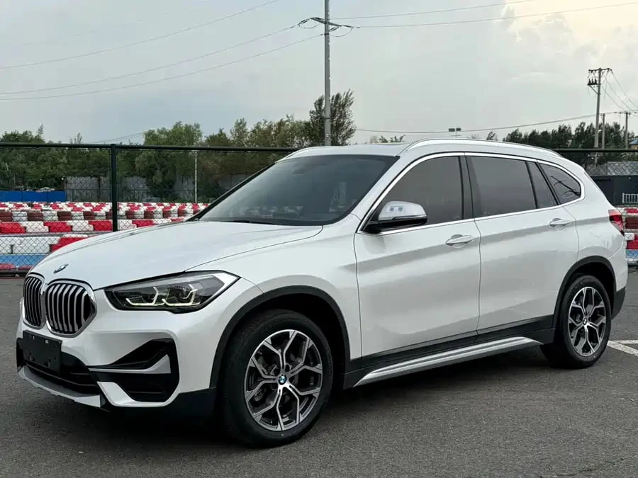 BMW X1 sDrive20Li X Design Package