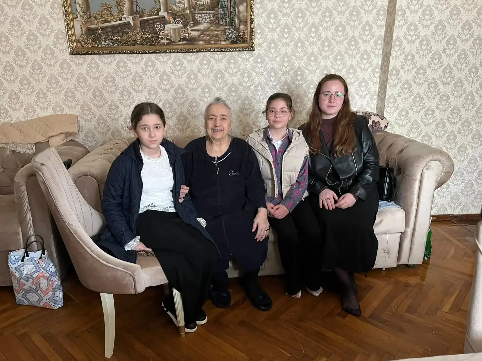 🌸 В канун Дня учителя — с благодарностью к тем, кто отдал школе сердце