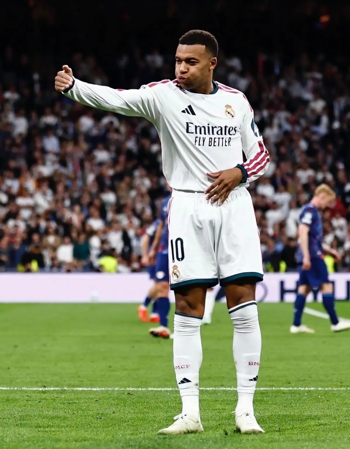🇪🇸 Marca: Килиан Мбаппе забил 17 голов из-за пределов штрафной за «Реал Мадрид».