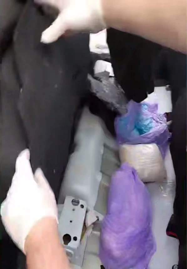 🤬 Почти 5 кило мефедрона перевозили в старенькой «Ладе» на улице Героев Революции