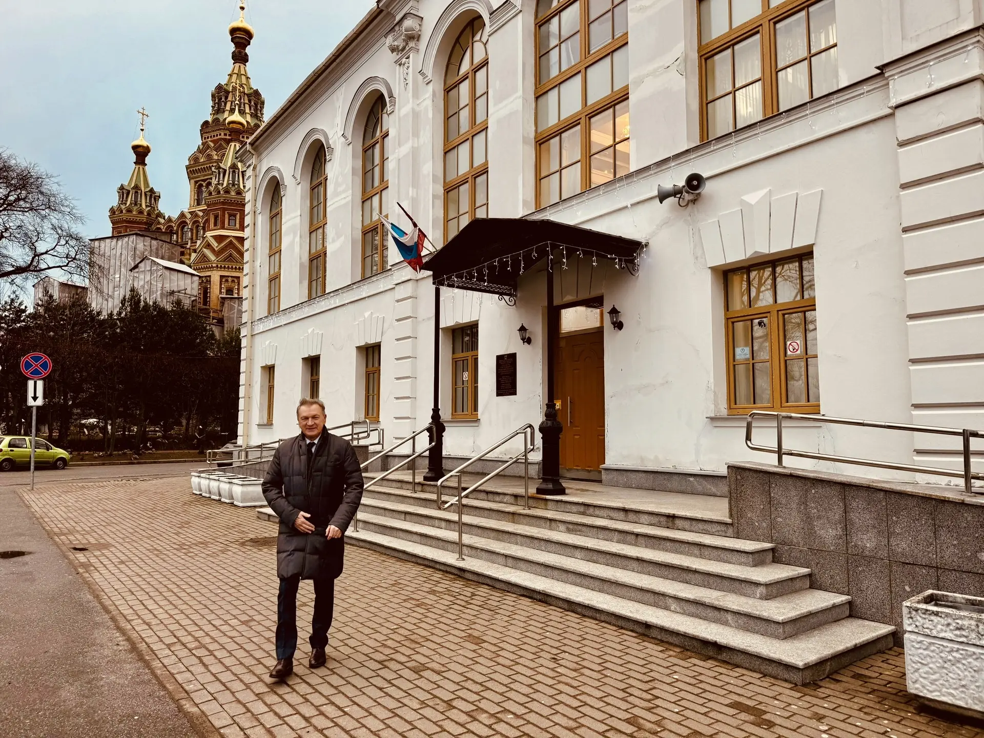 🎉 Петродворцовый и Красносельский - в пятёрке лидеров свадебного сезона!