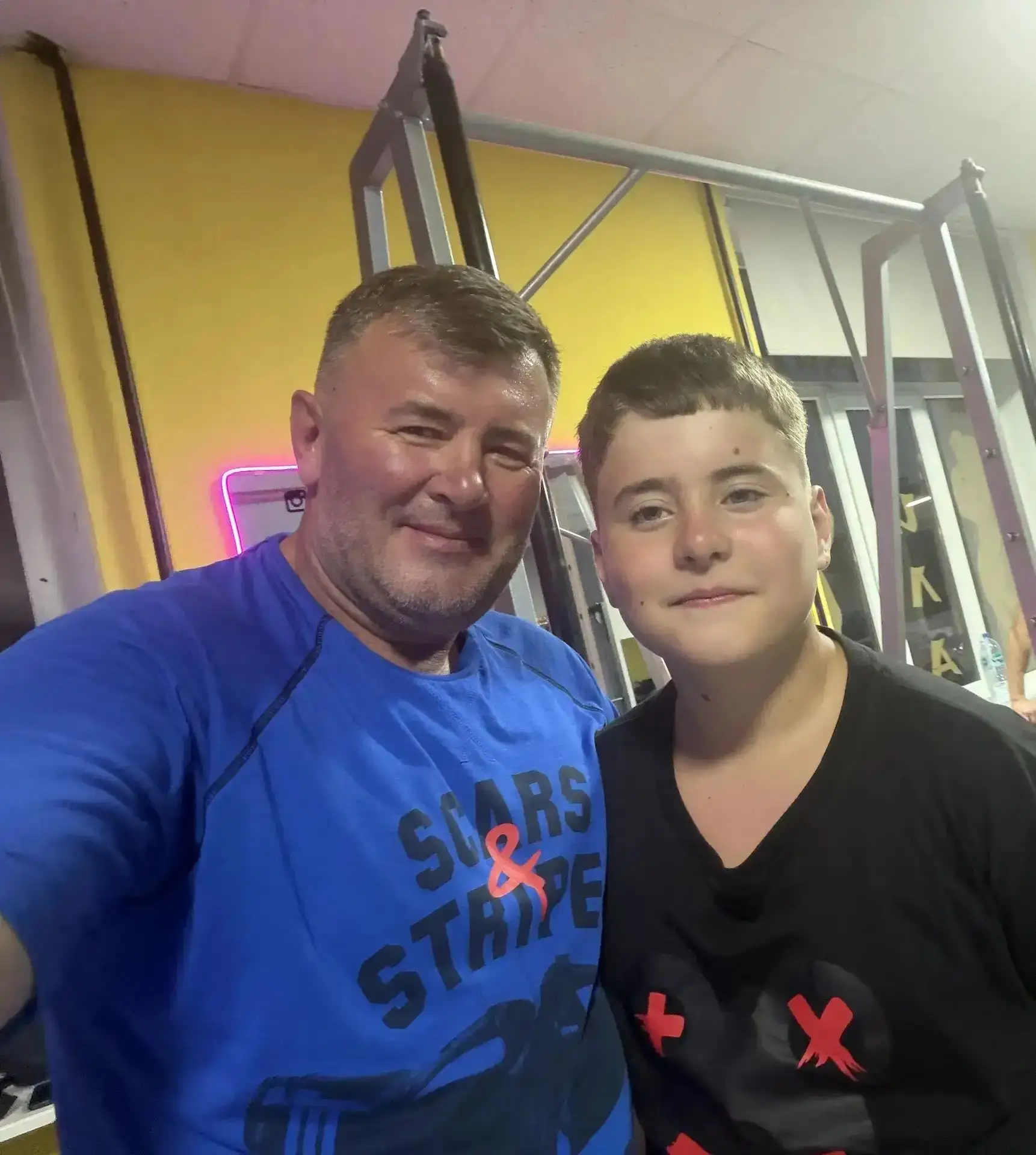 🏃‍♂️💪 ЗАРЯДКА С ПАПОЙ – ЭТО КРУТО! 💪🏃‍♀️