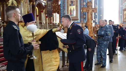 В Благовещенском соборе Воронежа кадеты приняли присягу