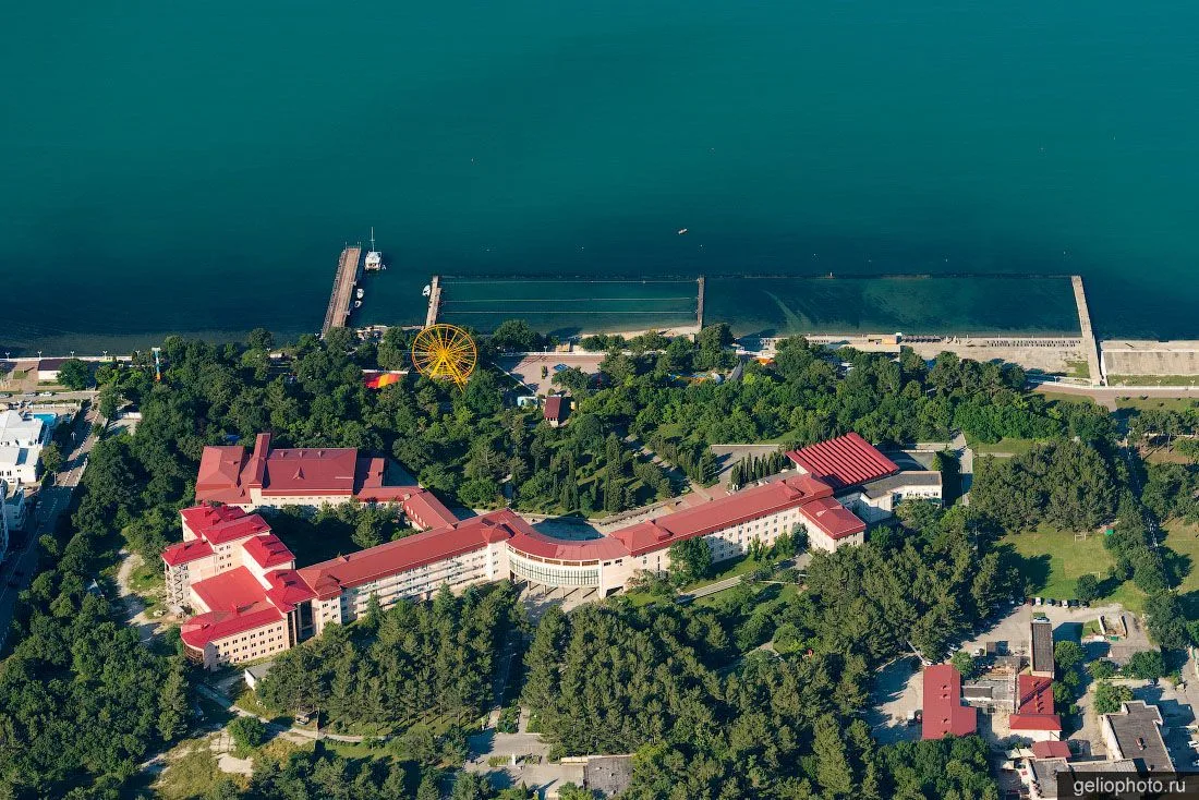 🏛 Санаторий, где море помогает увидеть больше