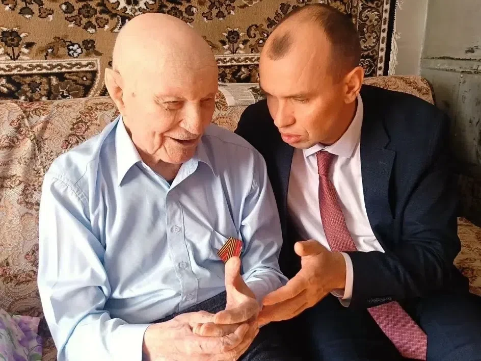Побывал у нашего уважаемого участника Великой Отечественной войны Петра Максимовича Вож...