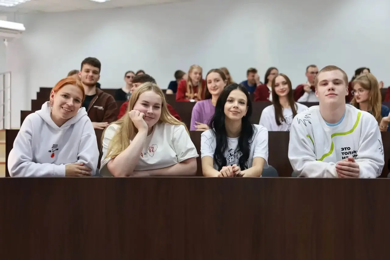 Вместе с ведущими вузами страны реализуем в Смоленской области сетевые образовательные ...