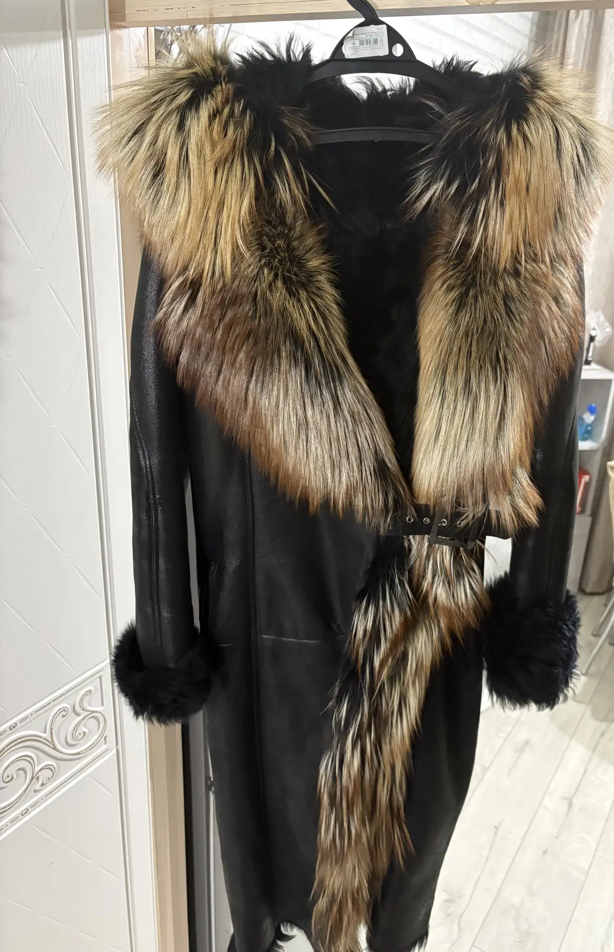 Продам зимнюю дубленку