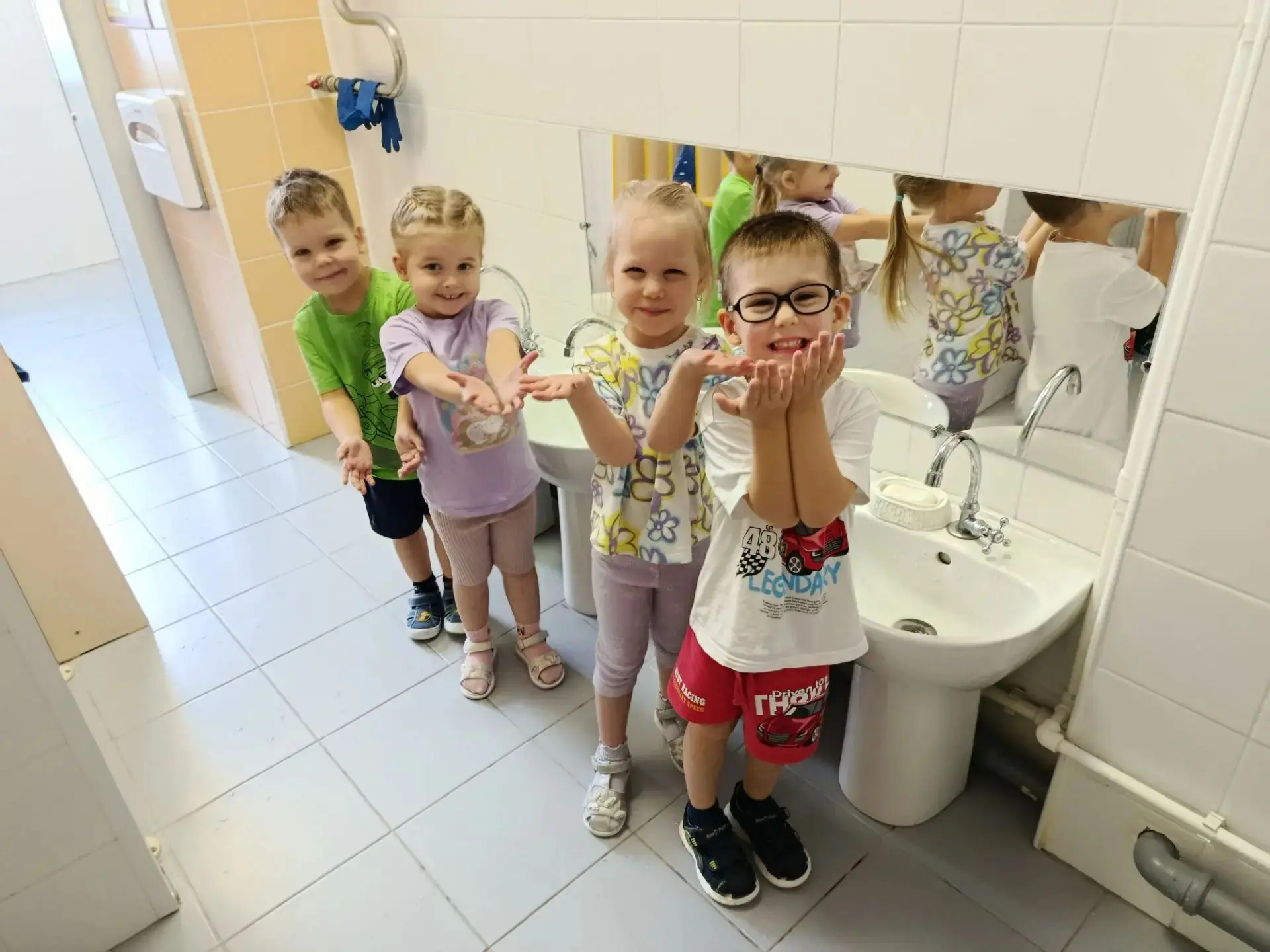 🎉 В группе «Добряшки» прошёл праздник — День чистых рук! 🎉
