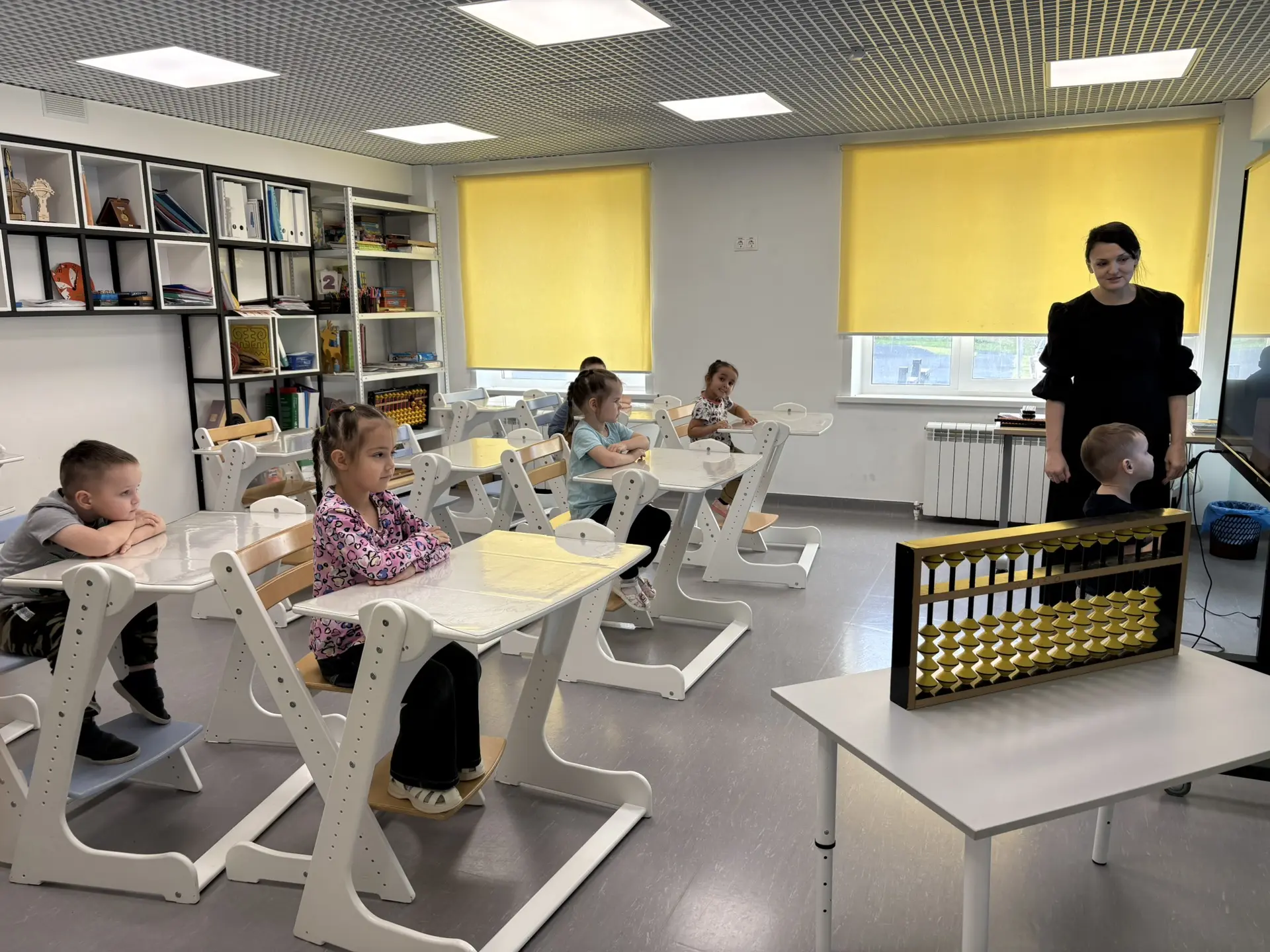 Сегодня на наших занятиях по ментальной арифметике царила особая атмосфера. К нам пришл...