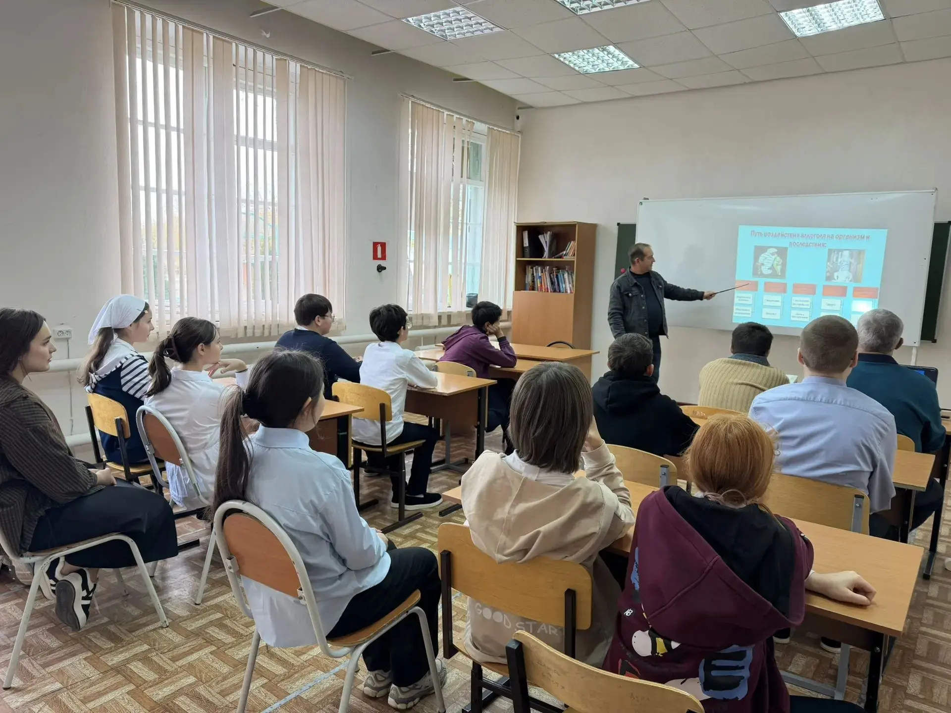 В рамках "Единого дня профилактики безнадзорности и правонарушений несовершеннолетних" ...