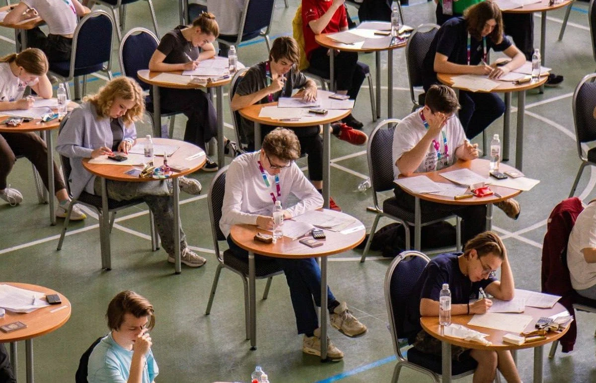 В России сокращают число вузовских олимпиад для школьников, которые дают преимущества п...