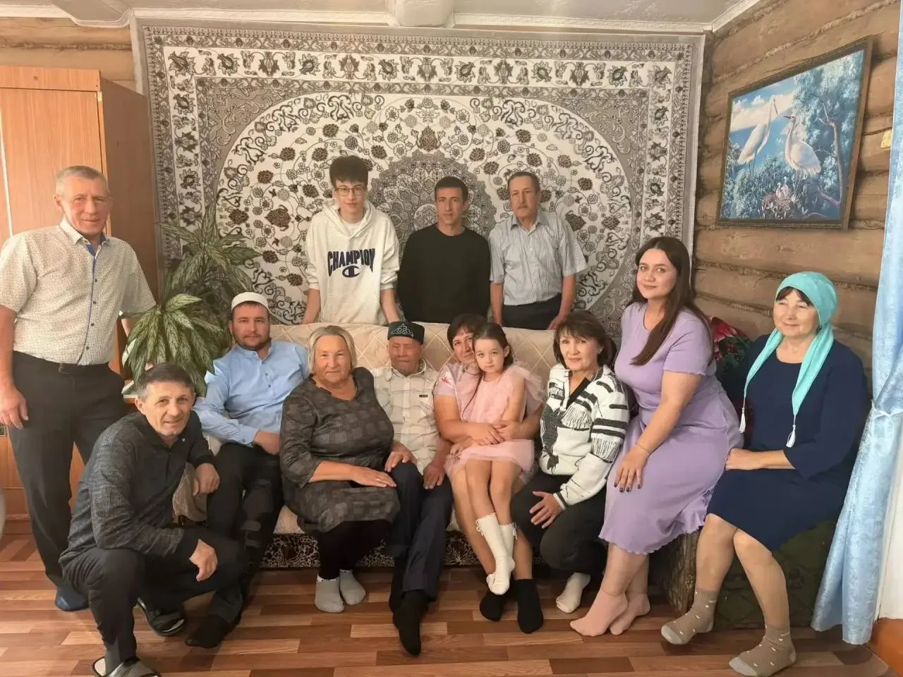 🎉 Жителю деревни Новая Киреметь Камилю Хамитову исполнилось 90 лет