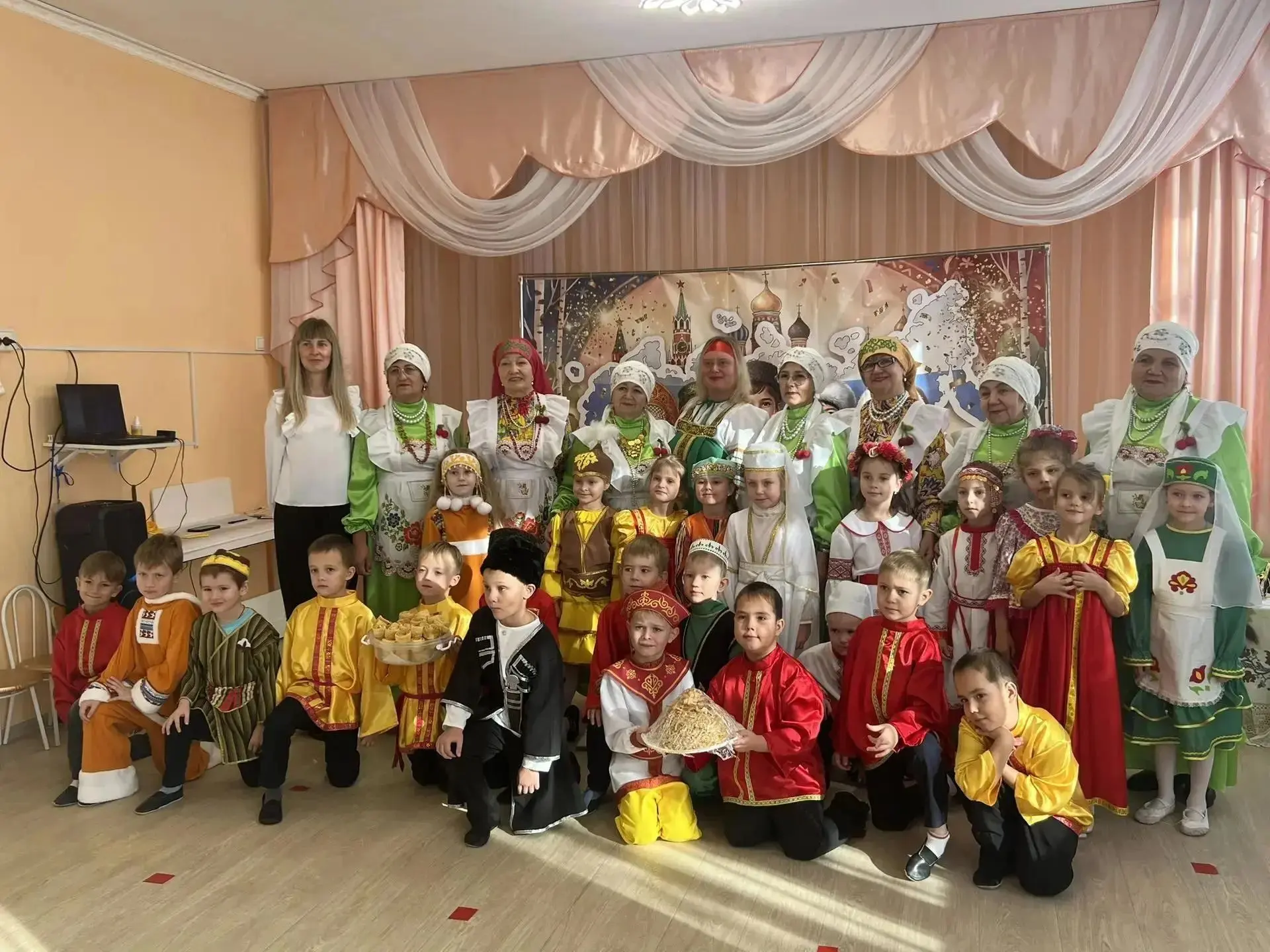 🎉 Дружба народов начинается с детства!
