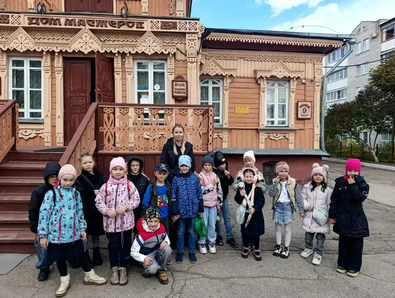 🌟Первоклассники Лев-Толстовской школы посетили Дом мастеров в г.Калуге.