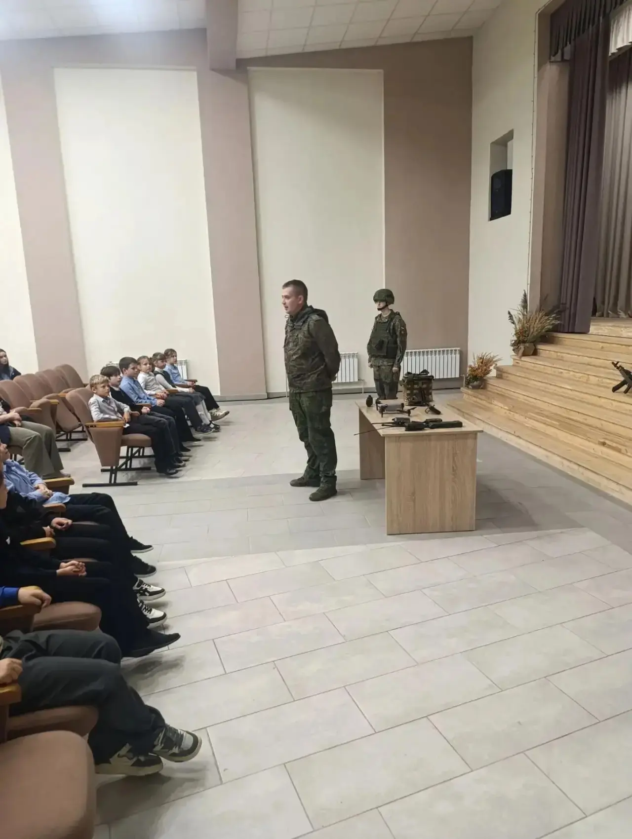 🇷🇺 Урок мужества в Дубровском ДК: встреча, которая вдохновляет!