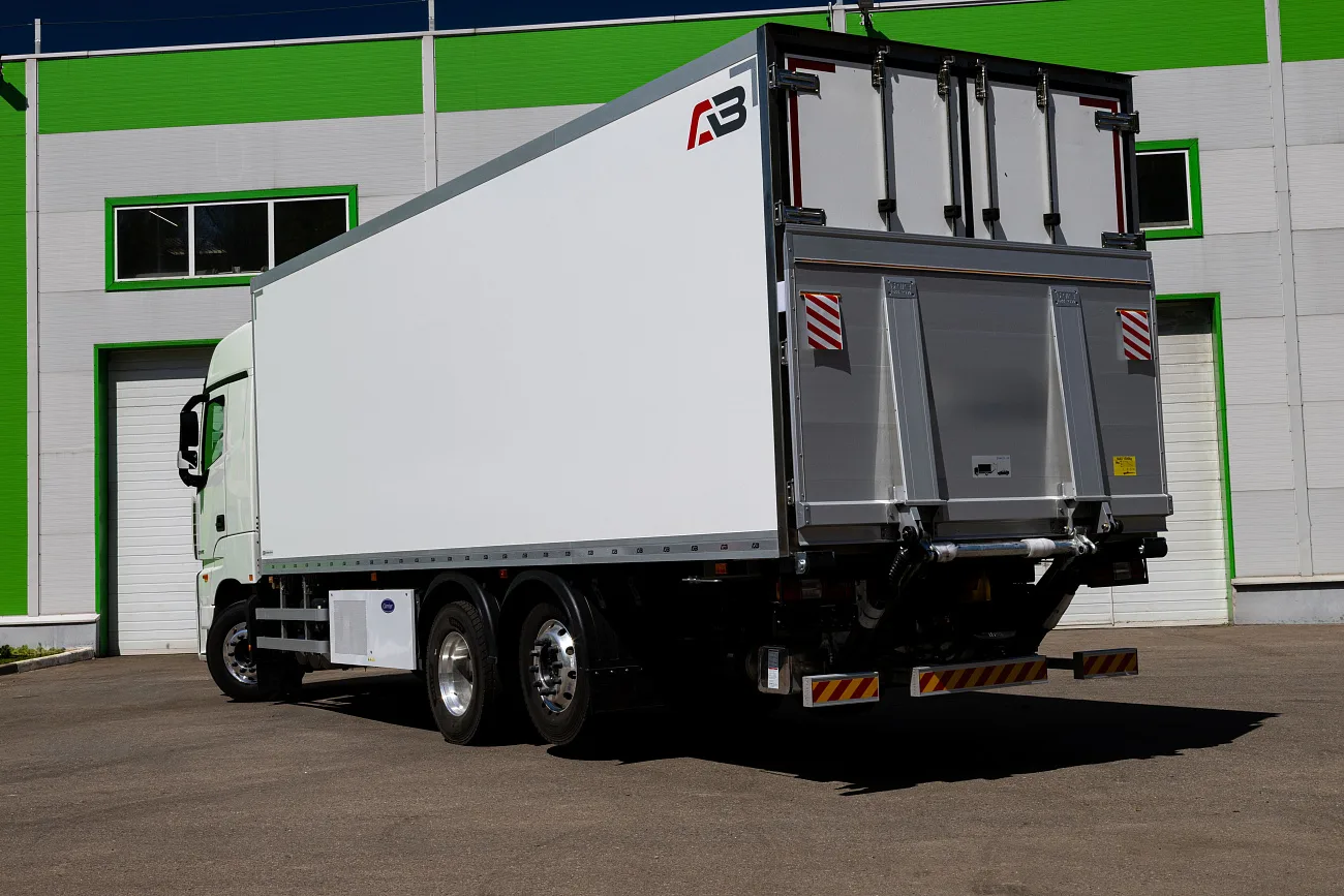 Обновлённый Foton R 6x2 для ритейлеров