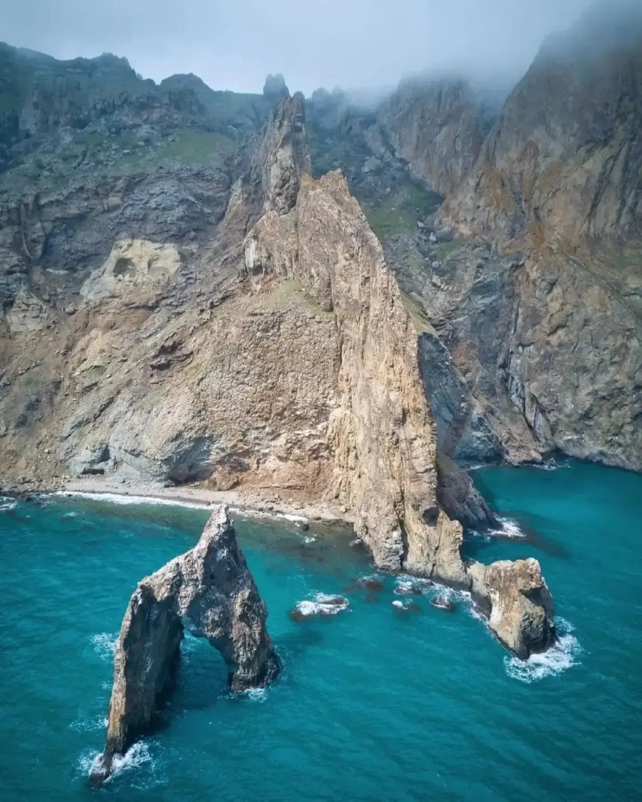 Добро пожаловать в удивительный Карадагский заповедник! 🏞️