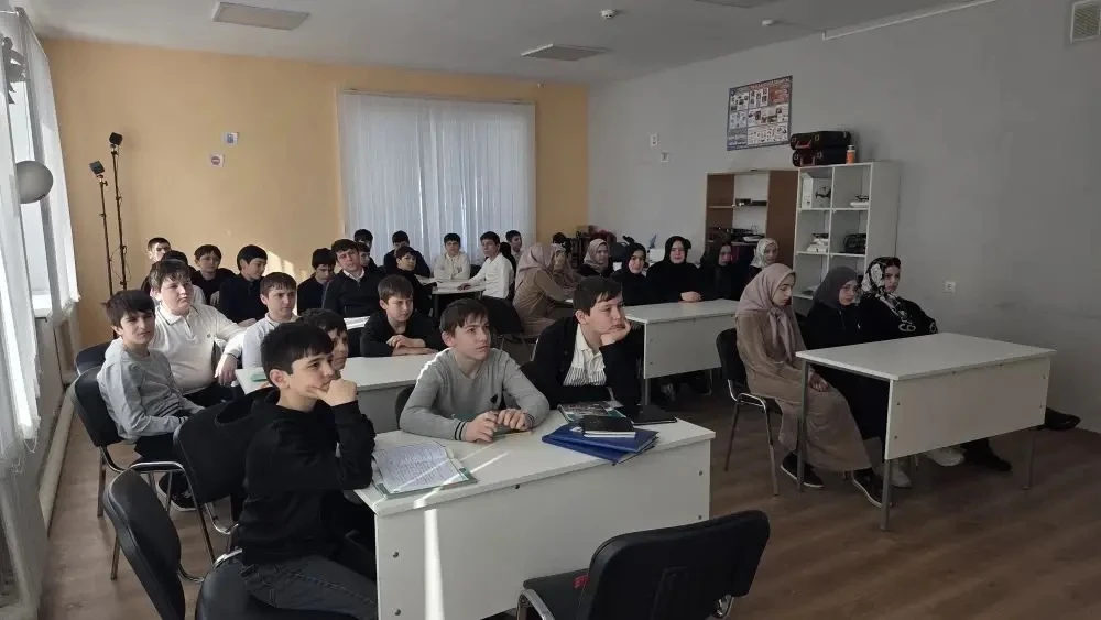 По рекомендации Минобрнауки РД сегодня, 2 марта 2026 года, в рамках цикла внеурочных за...