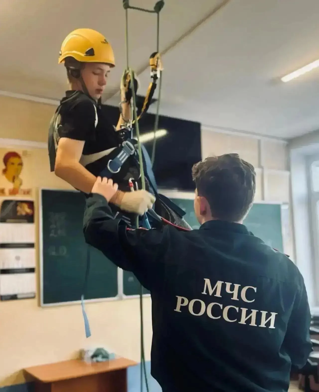 🎓 ОДИН ДЕНЬ — И ТЫ УЖЕ НЕ ШКОЛЬНИК, А ПОЧТИ СПЕЦИАЛИСТ