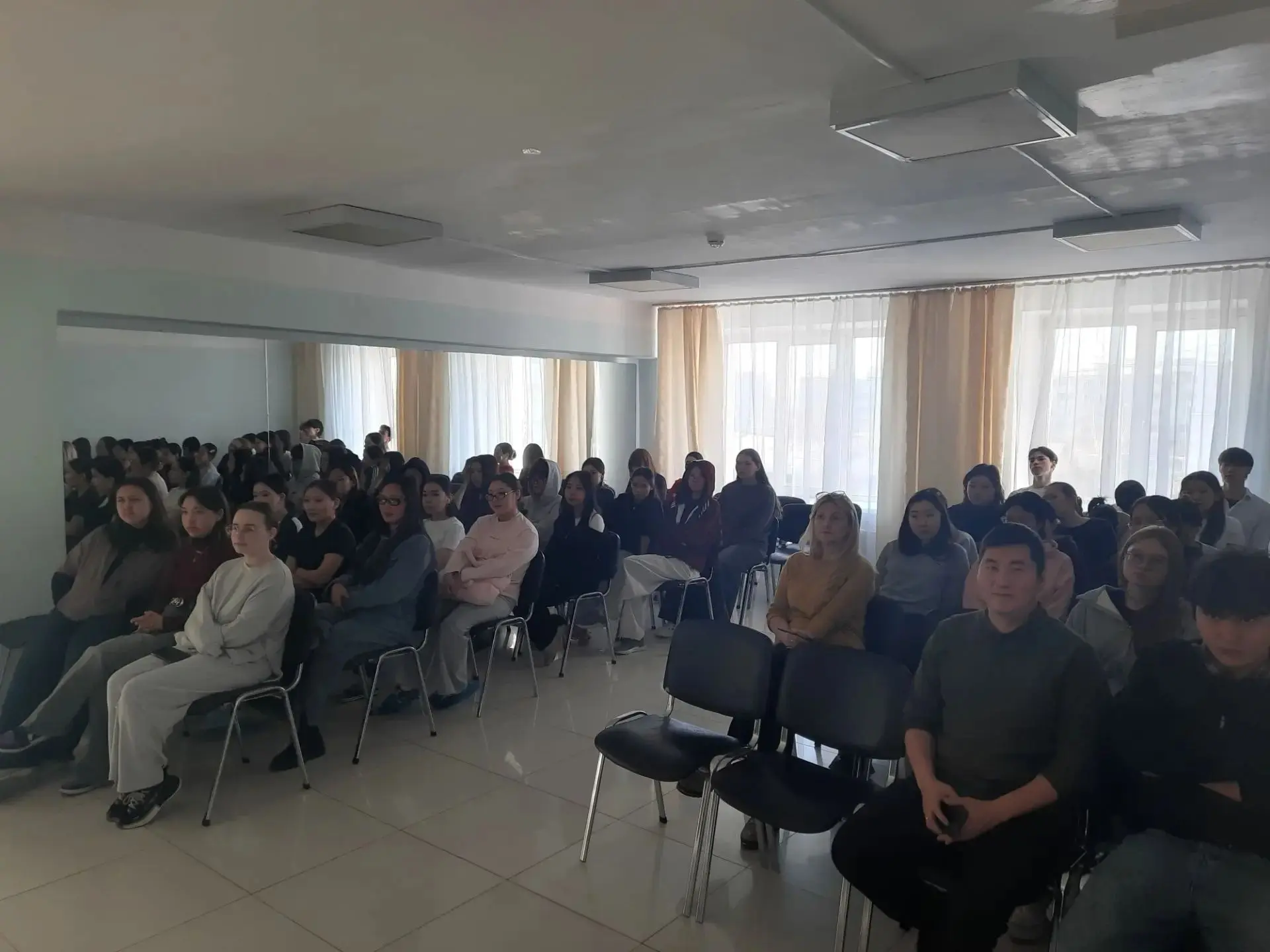 Якутские студенты узнали, как выиграть 3 миллиона на путешествиях по родному краю! ✨