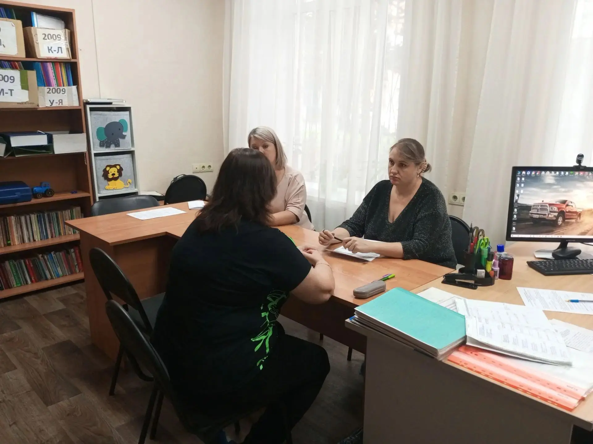 🎓 Еще одни «выпускники» Школы приемных родителей в центре «Развитие+»!