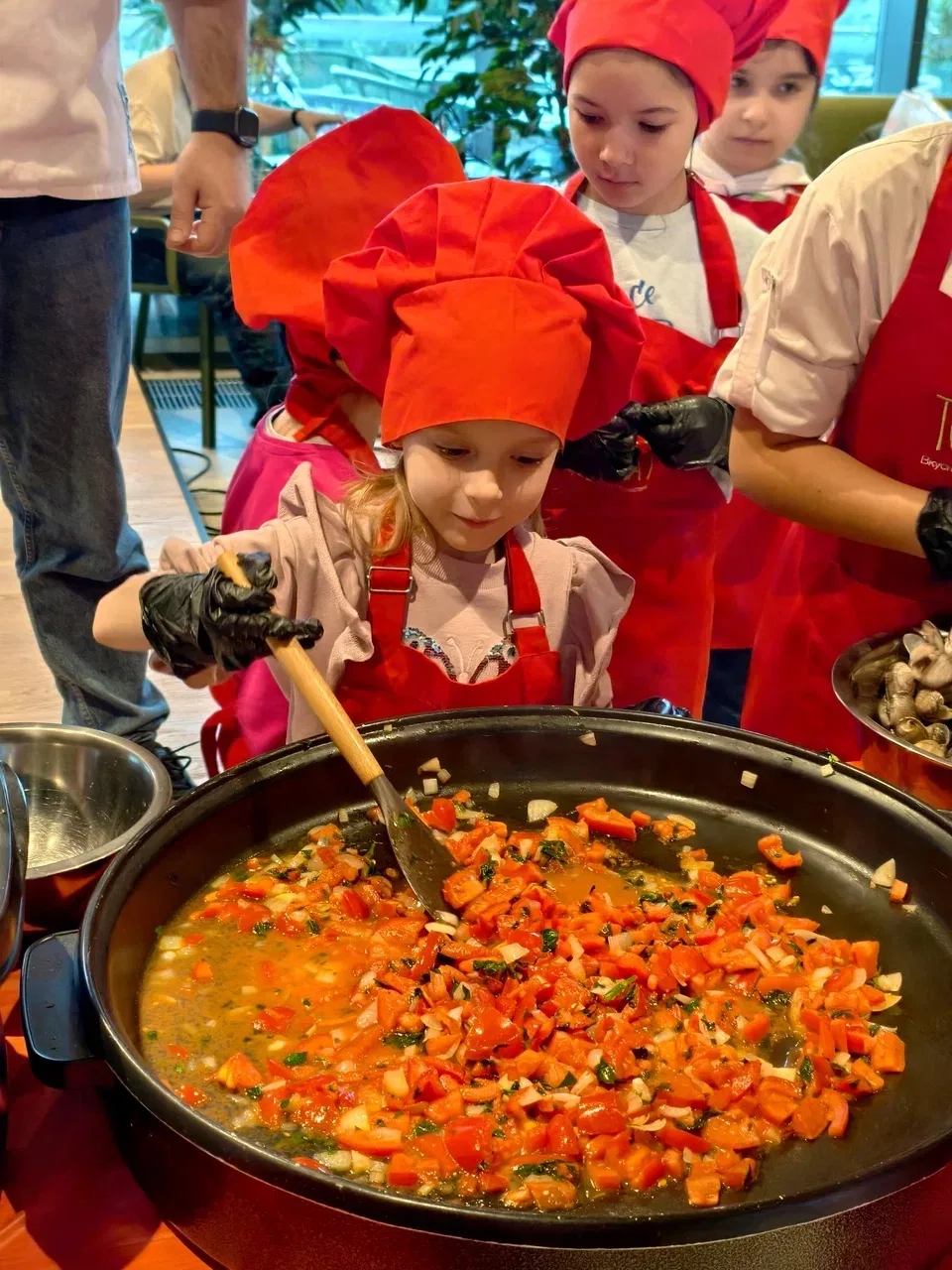 👨‍🍳 Просто показываем, что вы пропускаете, когда не приходите на кулинарные шоу!!!