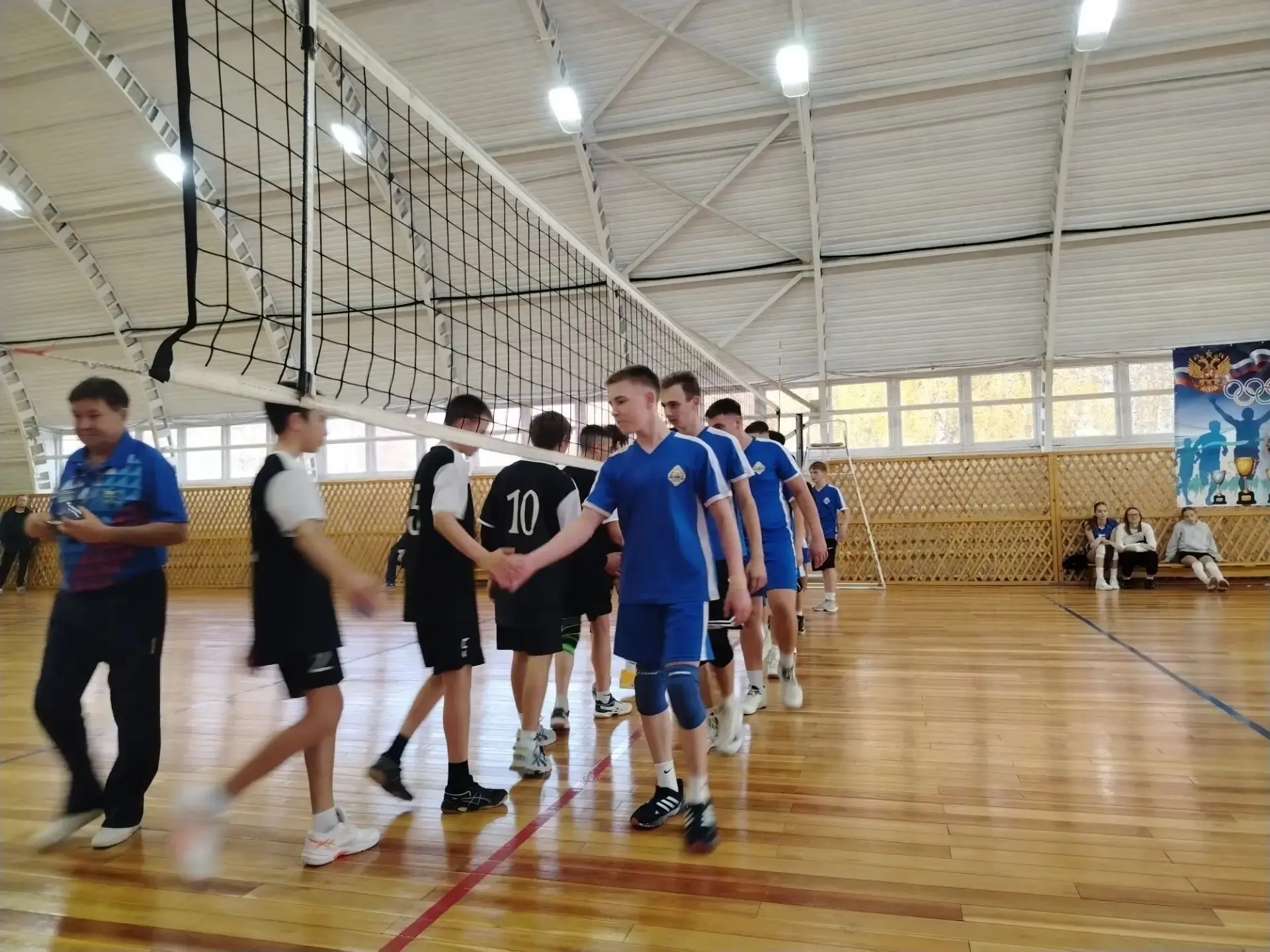 ✒️Команды юношей по волейболу прошли в финал