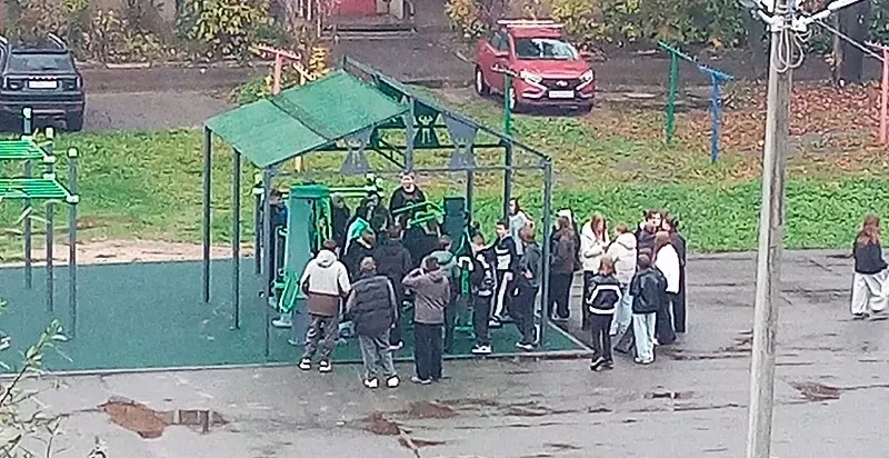 Наконец-то начали бороться с вандалами. Пусть не очень эффективно, за то очень эффектно.