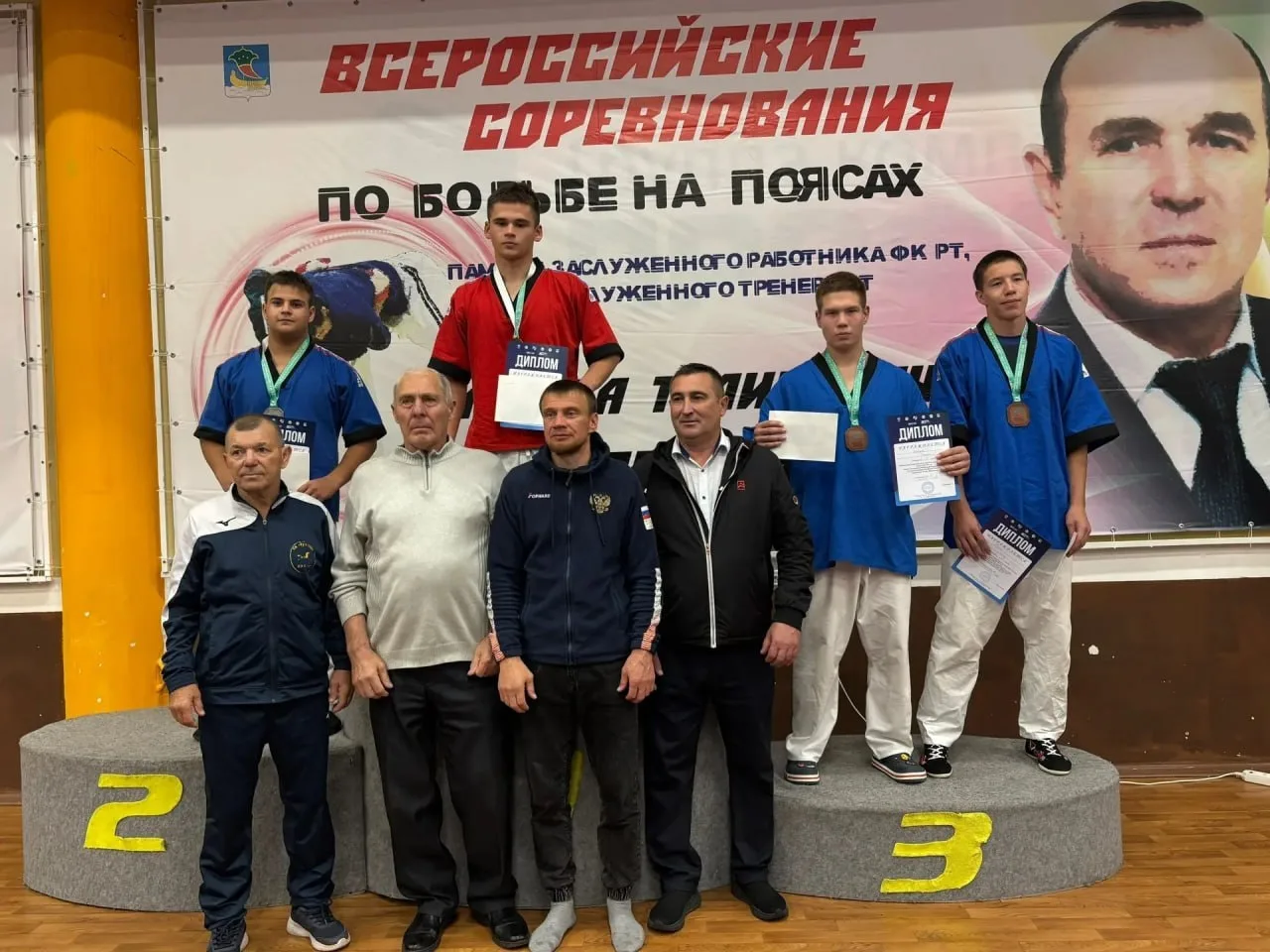 🔥 Елабужские борцы привезли золото и бронзу со всероссийских соревнований