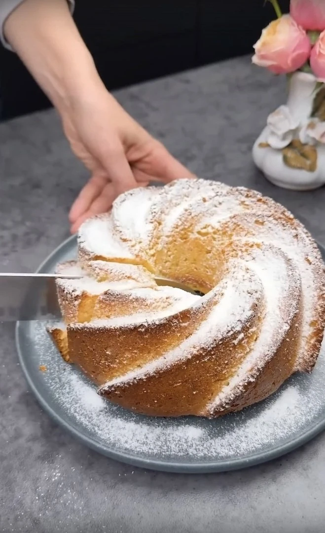 ОЧЕНЬ ВКУСНЫЙ КЕКС НА СГУЩЕНКЕ